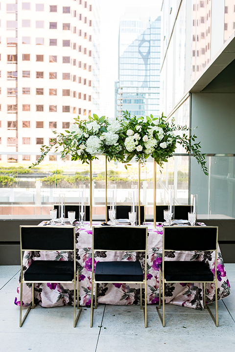  glitz and glam shoot at the Hotel Indigo – reception decor 