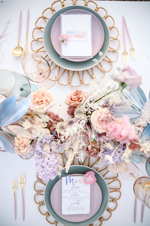  Iridescent dreams in the desert with the bride in a pink dress and the groom in a rose suit - flatware 