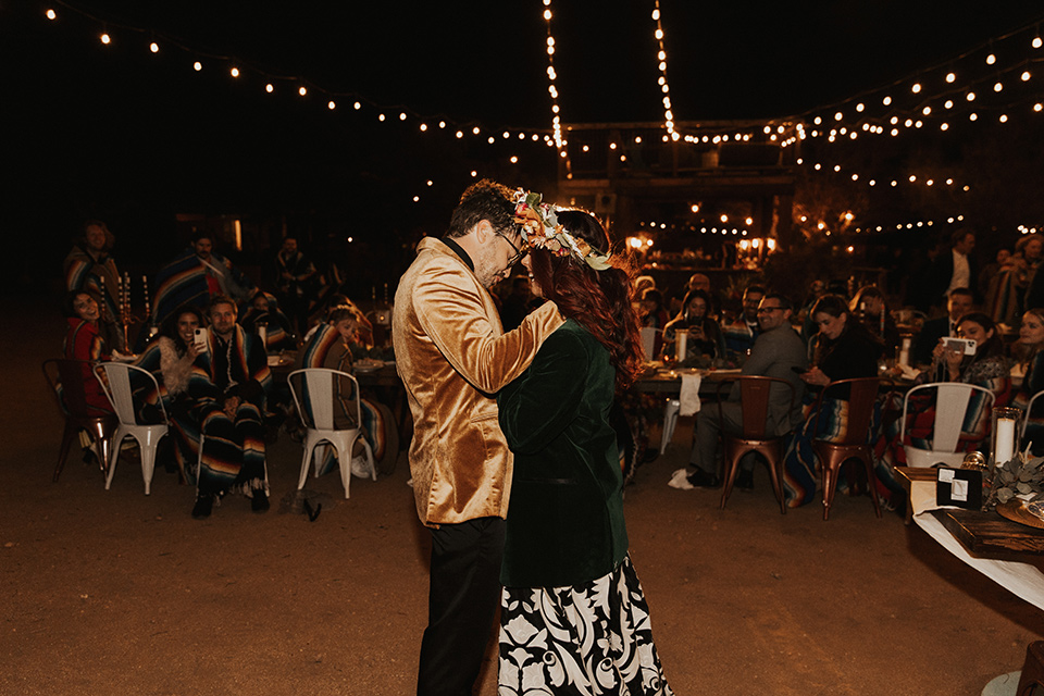  Jillian Rose Reed’s fabulous desert boho wedding – first dance 