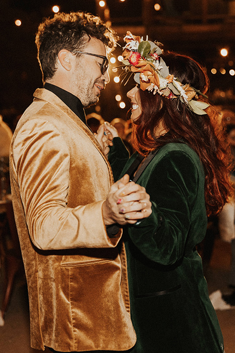  Jillian Rose Reed’s fabulous desert boho wedding – first dance