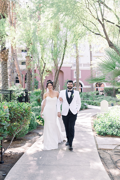  black and white wedding design with touches of greenery – bridesmaids 