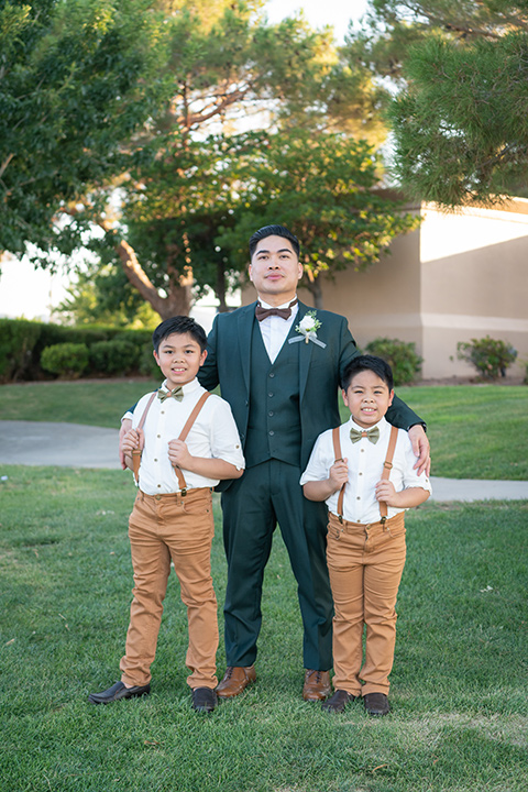  green las vegas wedding – groom with ring barer