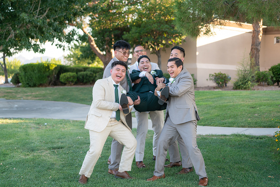  green las vegas wedding – groomsmen 