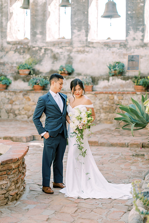  San Juan Capistrano Wedding with fun floral décor and fashions 