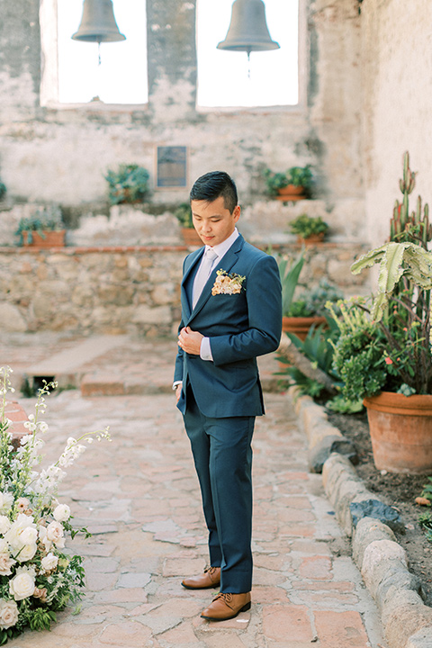  San Juan Capistrano Wedding with fun floral décor and fashions 