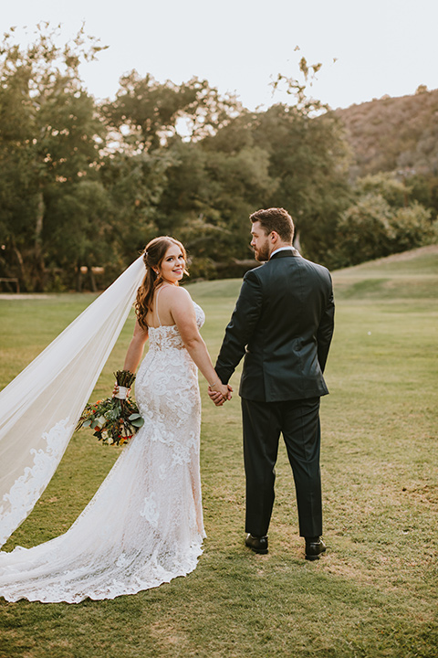  Modern boho wedding design with green and teal touches 