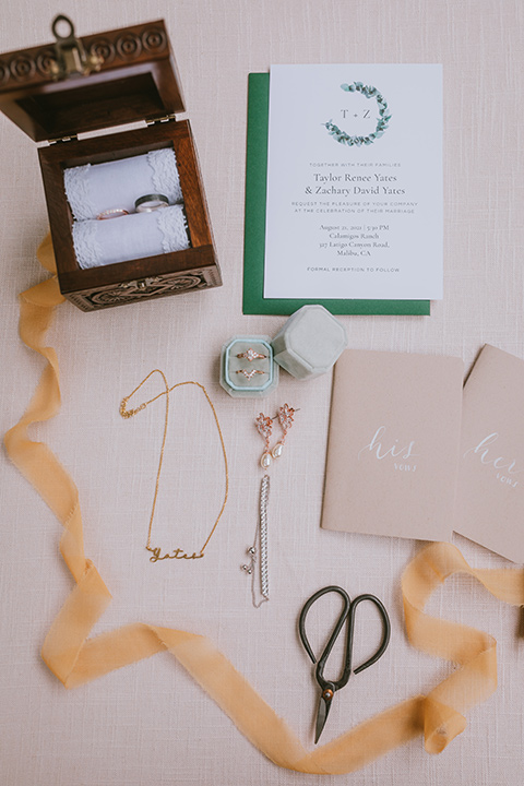  Modern boho wedding design with green and teal touches 
