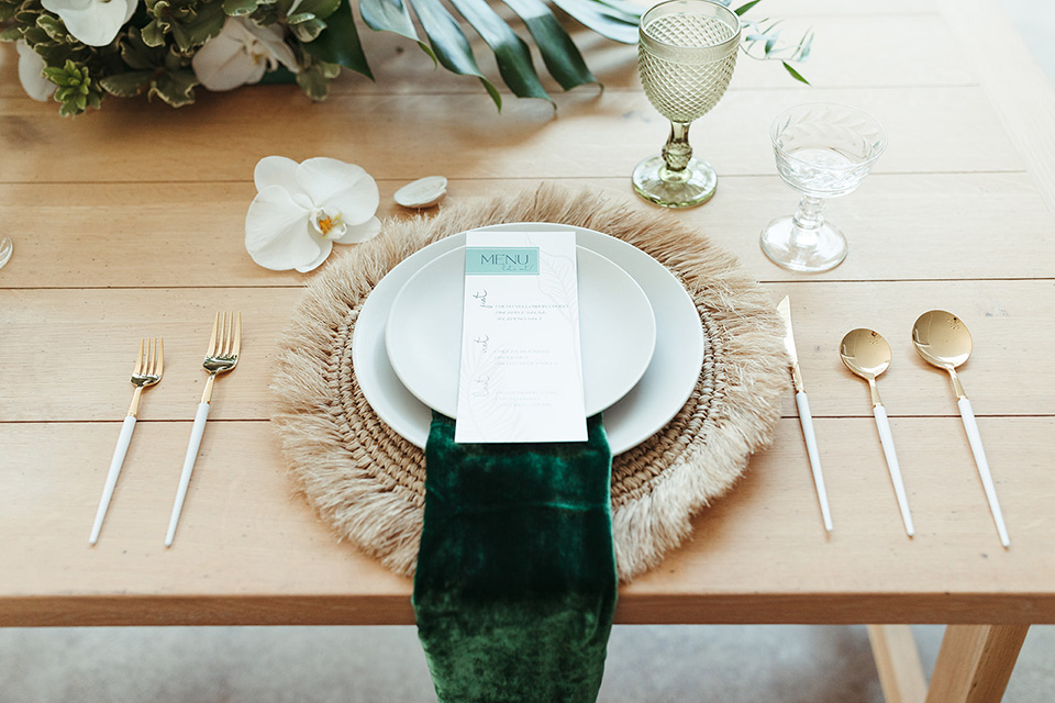  fun and tropical wedding inspired by Bali – flatware and place settings  