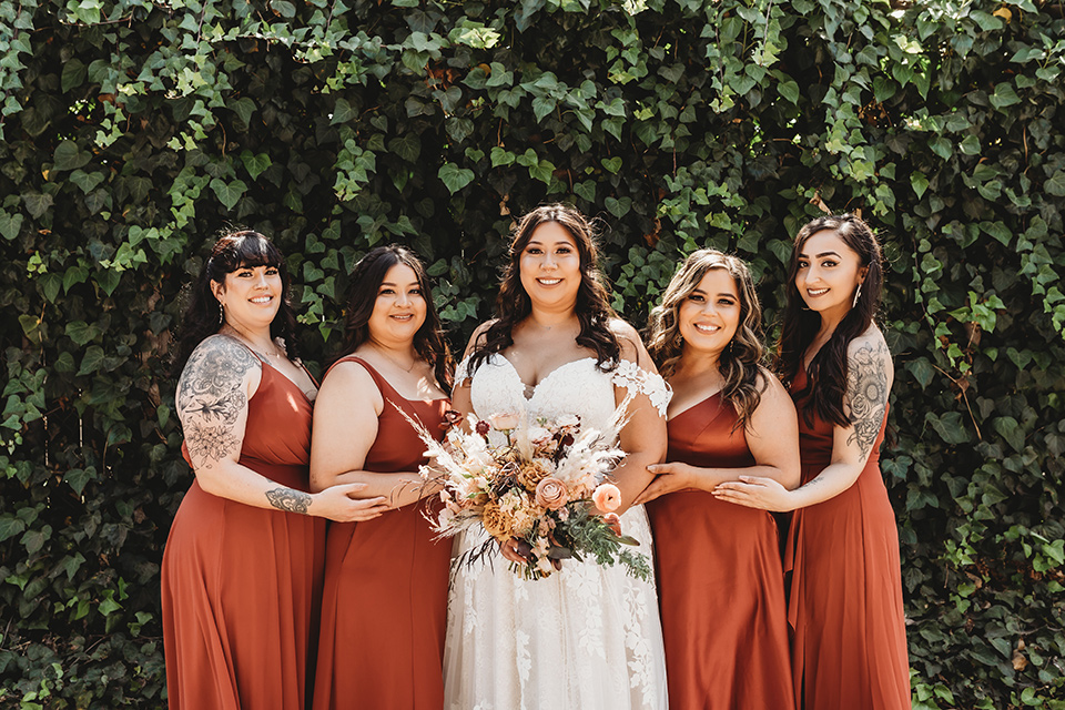  Modern boho wedding with caramel touches 