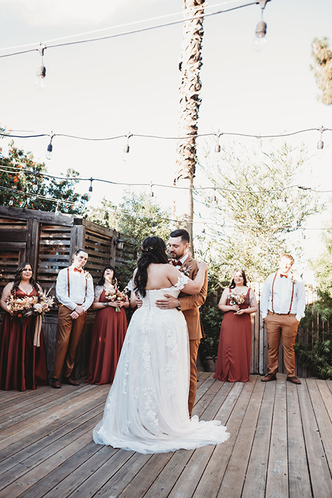  Modern boho wedding with caramel touches 