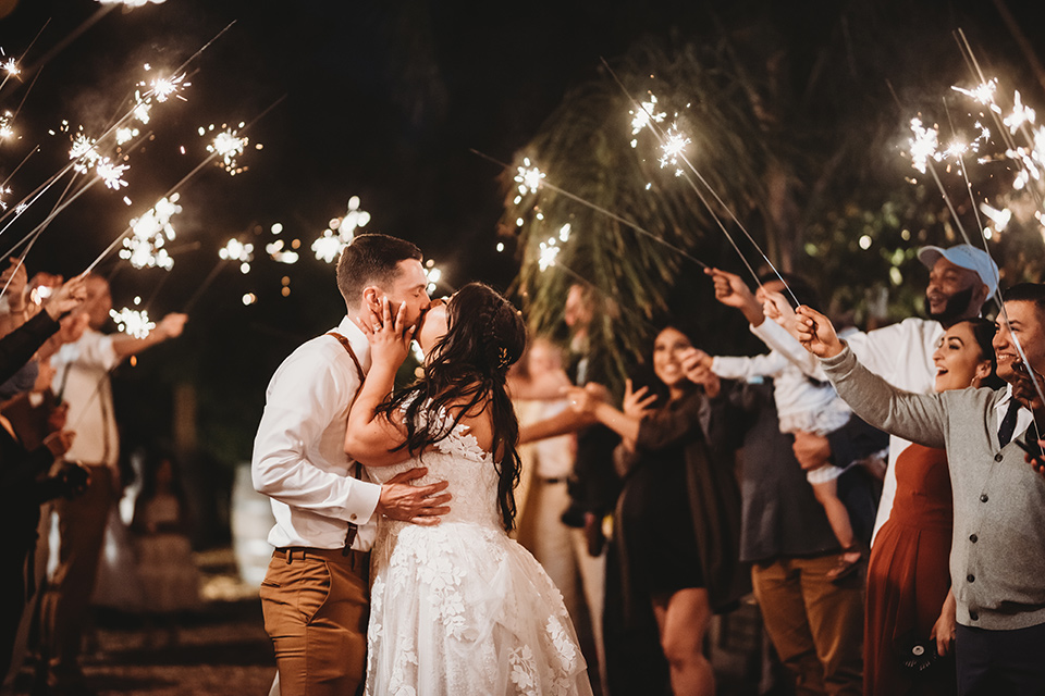  Modern boho wedding with caramel touches 