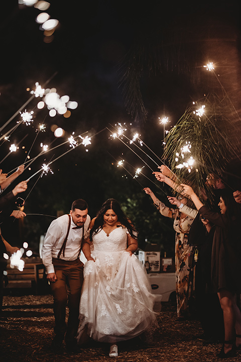  Modern boho wedding with caramel touches 