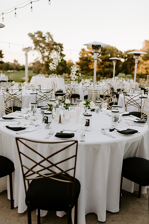  christine and gabes stunning black and white wedding with tropical touches –
