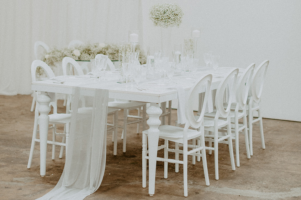  white and black wedding at the East Angel in LA –tables