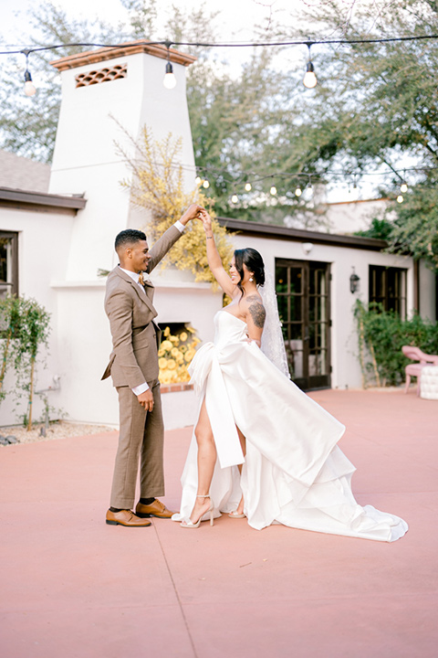  a golden toned wedding with garden details in Arizona - dancing 