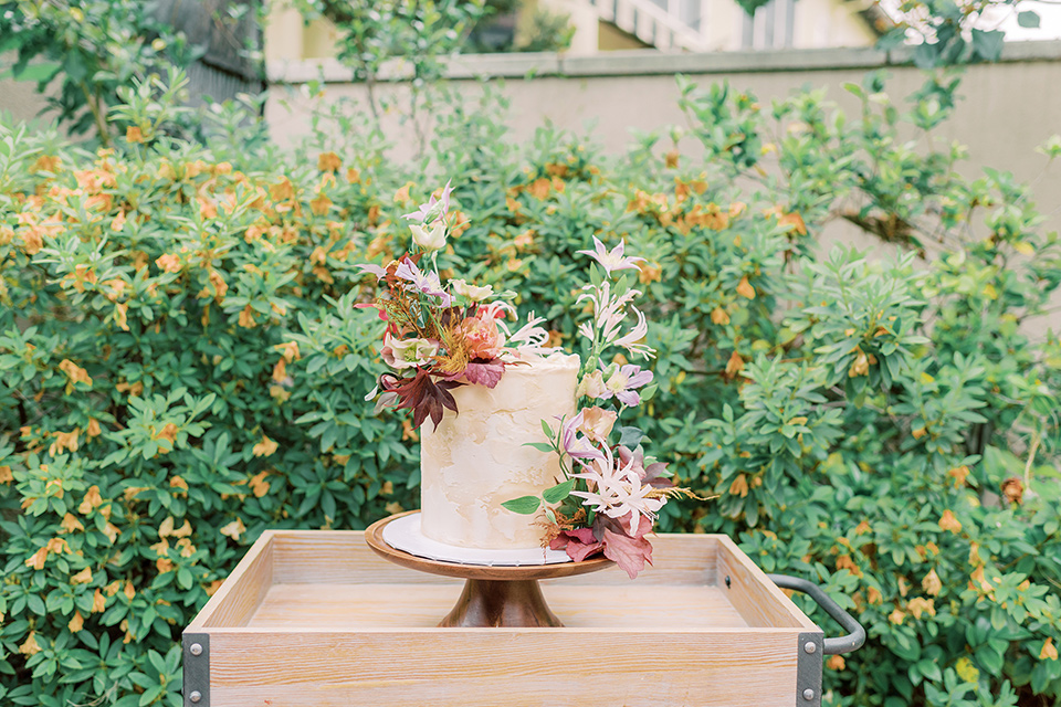  black and white wedding design at the Maxwell House with touches of pink – cake 