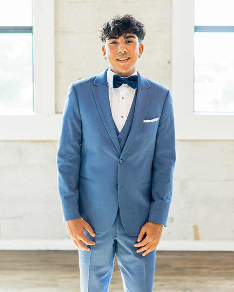  colorful suit looks for prom 