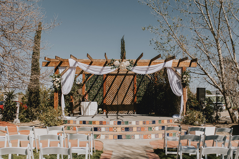  romantic neutral wedding with Spanish flare – ceremony décor