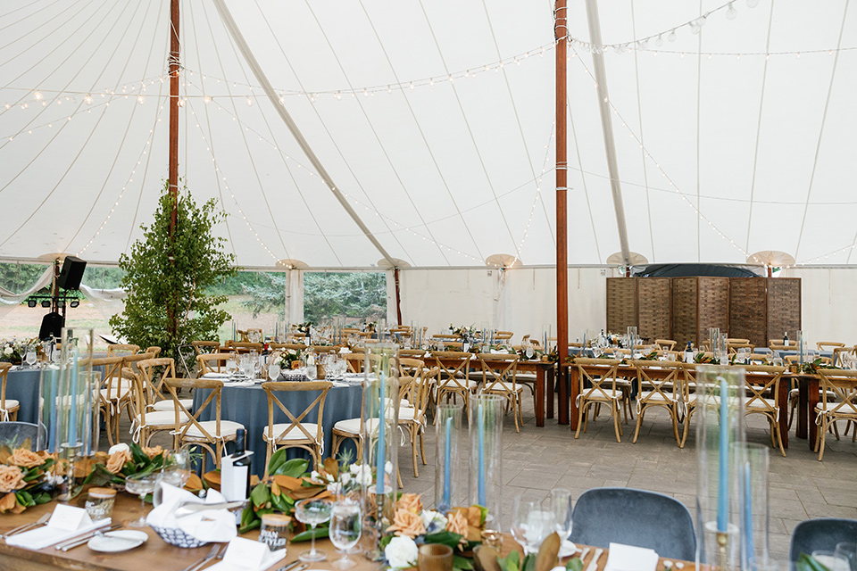  english garden wedding with blue and green touches – reception space