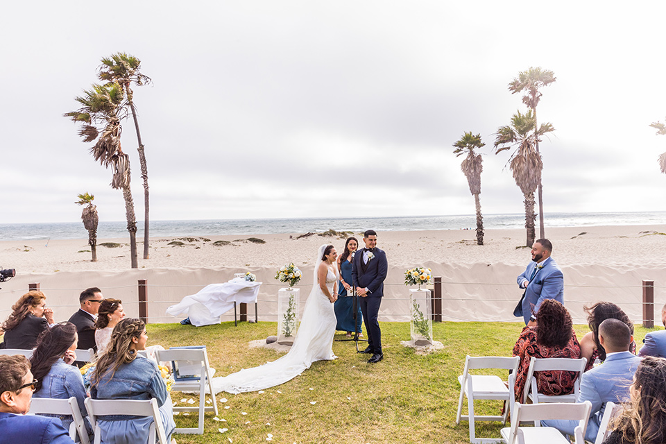  blue wedding on the sand - ceremony 