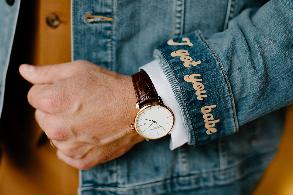  retro boho wedding with amber and brown color scheme – jean jackets