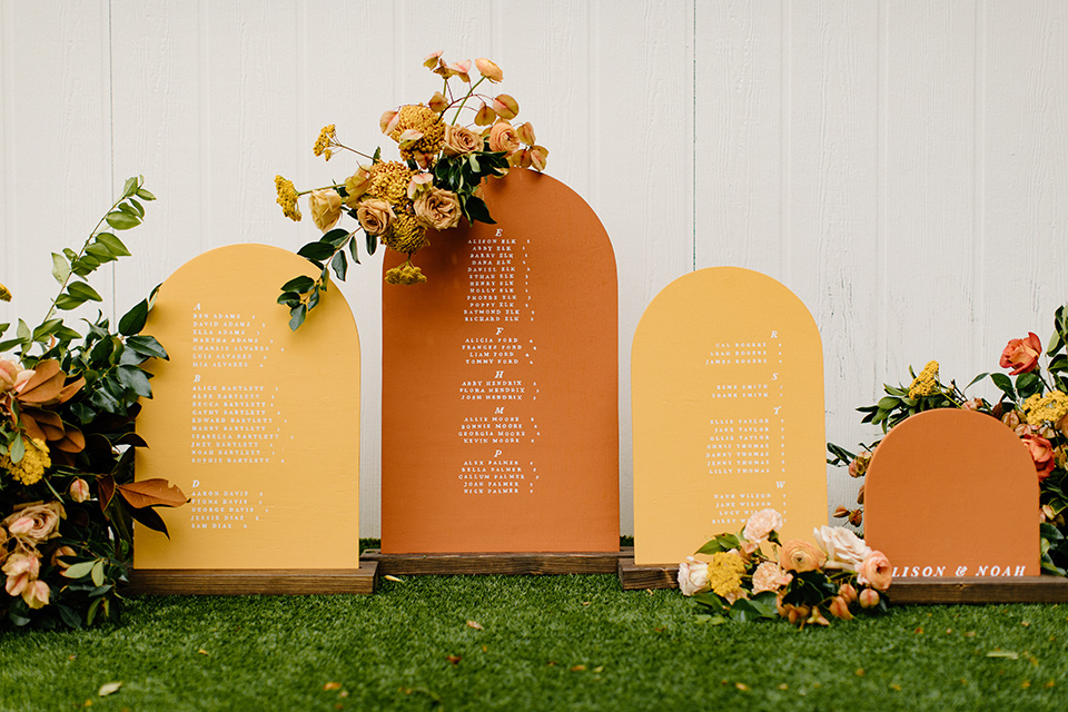  retro boho wedding with amber and brown color scheme – décor