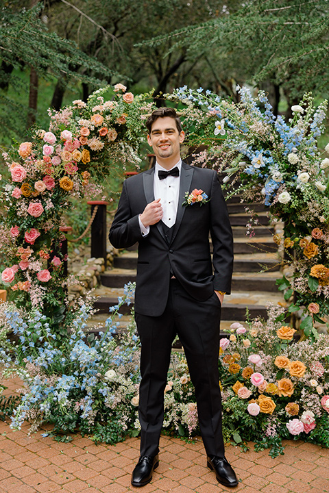  a colorful wedding with black tie style - groom 