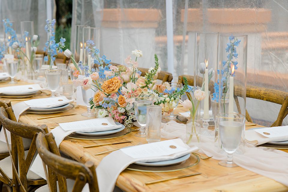  a colorful wedding with black tie style - flatware and table décor 