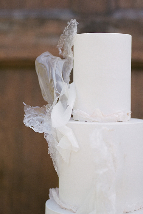  a European romantic wedding with an old world ethereal vibe – cake 