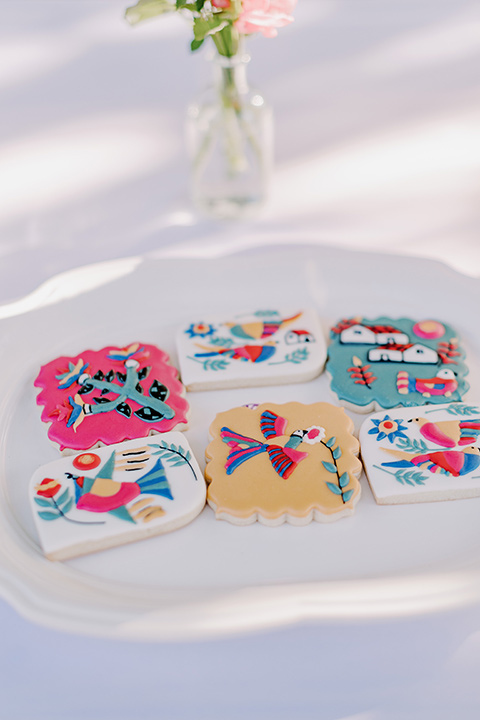  a wedding with central american cultural inspiration – cake + cookies 