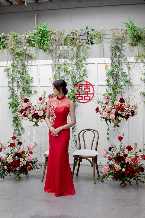  a modern Chinese wedding with a traditional tea ceremony – bride in red dress 