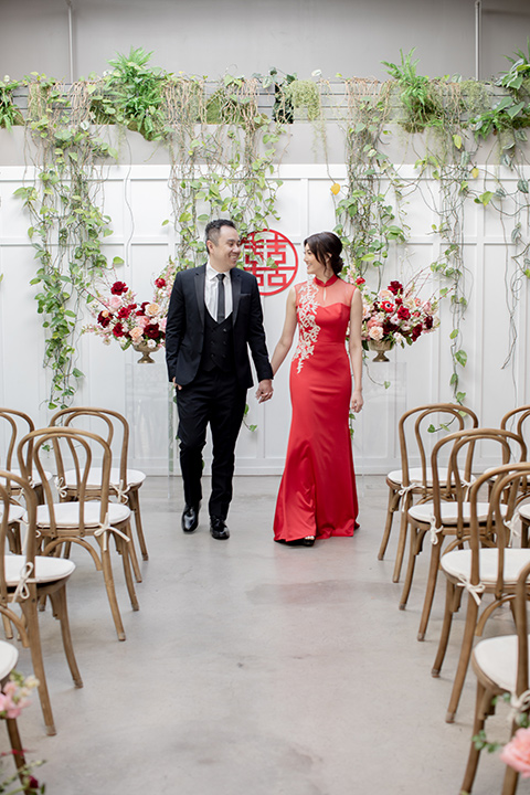  a modern Chinese wedding with a traditional tea ceremony – couple at tea ceremony 