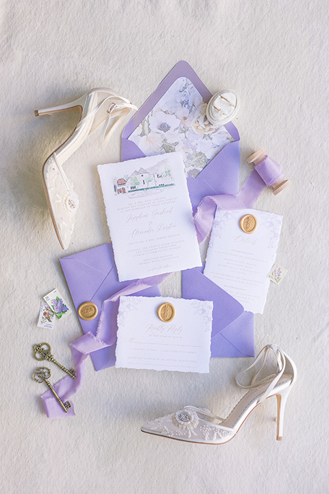  luxury wedding at Greystone Mansion with a classic design scheme - invitation and bridal accessories 