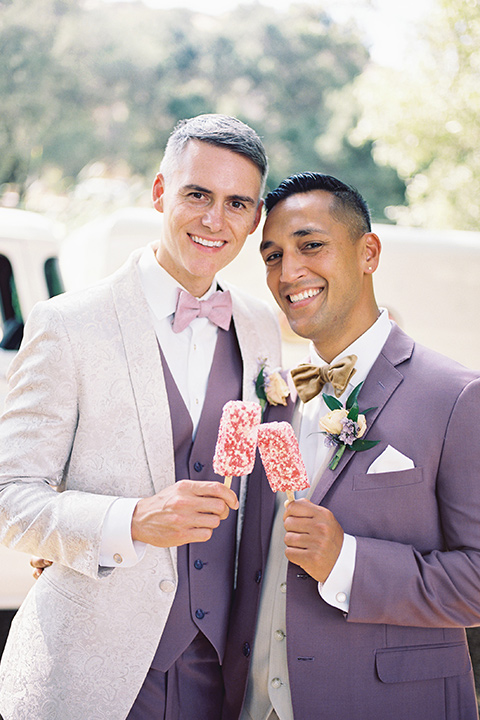  a colorful wedding in temecula with a 90s themed after party – cocktails 